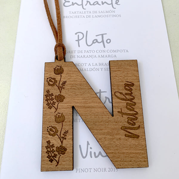 Iniciales de madera personalizables para bodas